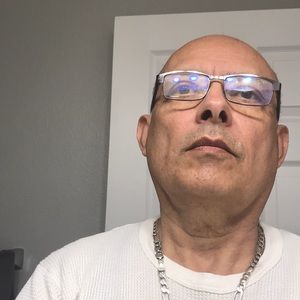 Meet your Posher, Job